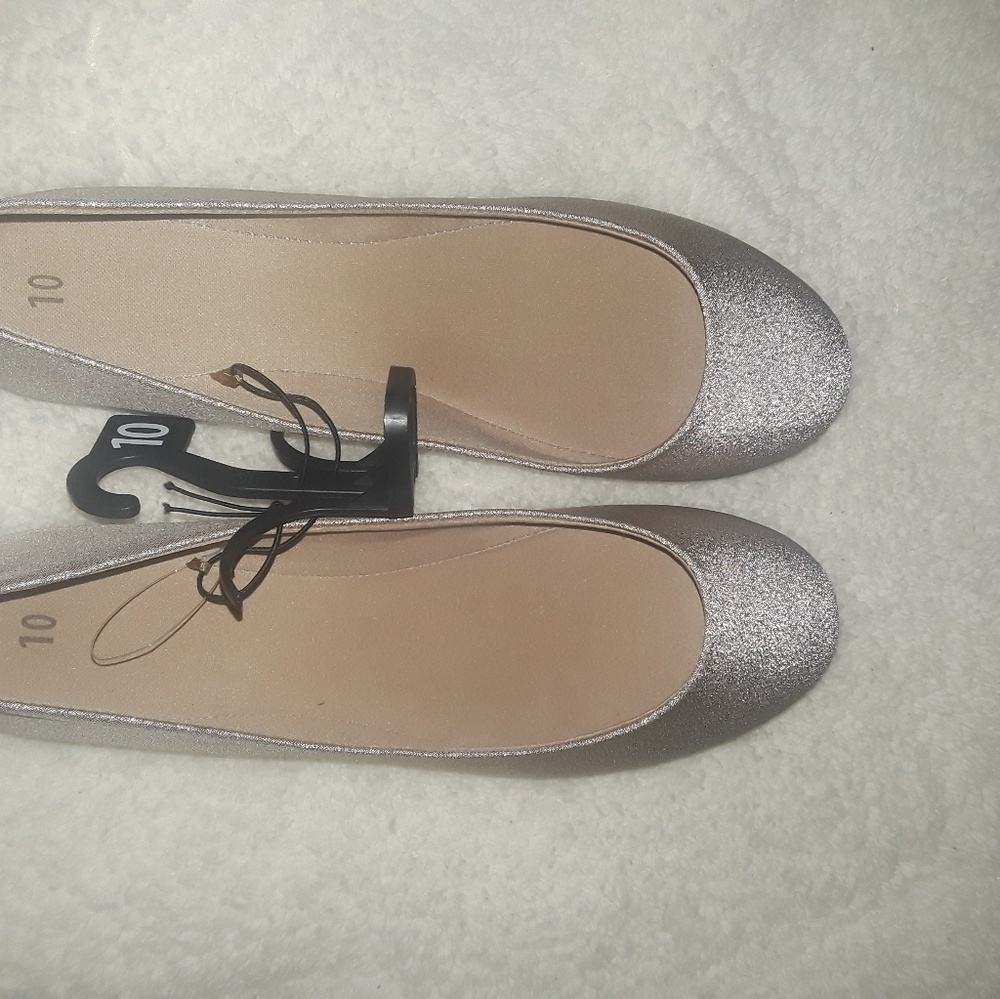 New gold sparkling color flats size 10